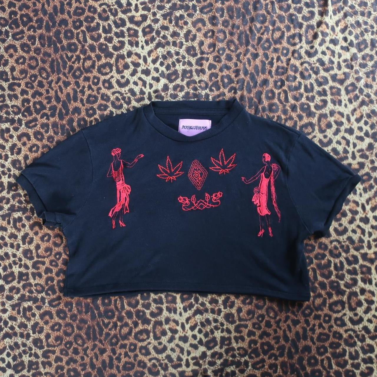 1/1 embroidered top